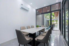 Villa hồ bơi Bãi Sau đường Võ Thị Sáu 7 phòng ngủ